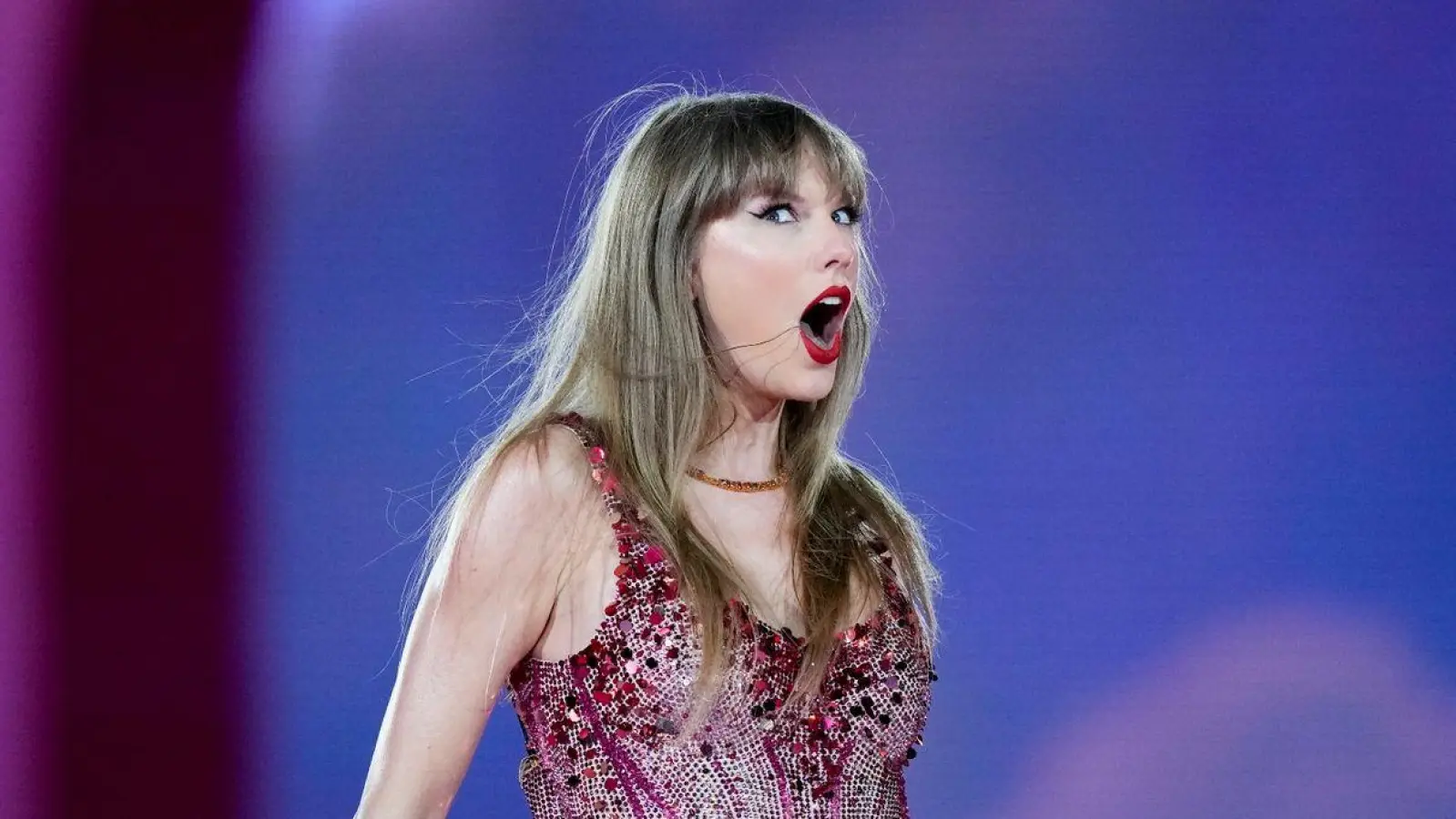 Taylor Swift tritt im Rahmen ihrer „The Eras Tour“ in Buenos Aires auf. (Foto: Natacha Pisarenko/AP/dpa)