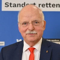 Der oberfränkische Unternehmer Thomas Kaeser führt auf Arbeitgeberseite die diesjährigen Tarifverhandlungen in der bayerischen Metall- und Elektroindustrie. (Archivbild) (Foto: Martin Schutt/dpa)