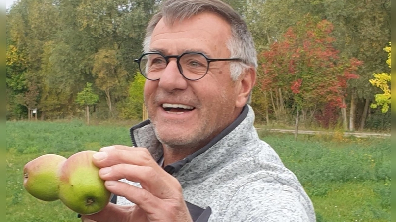 Ernst Grefig, Stadtgärtner in Burgbernheim, ist stellvertretender Vorsitzender der Genossenschaft, die den Einheimischen produziert. (Foto: Sabine Grefig)