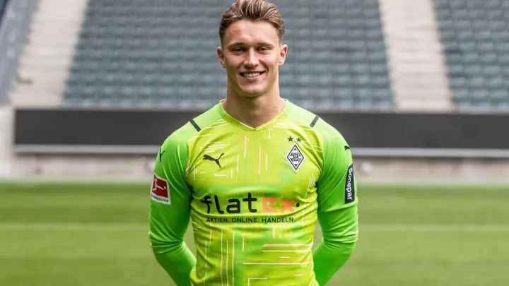 Hat seinen Vertrag verlängert: Gladbach-Keeper Jan Olschowsky. (Foto: ---/Borussia Mönchengladbach/dpa)