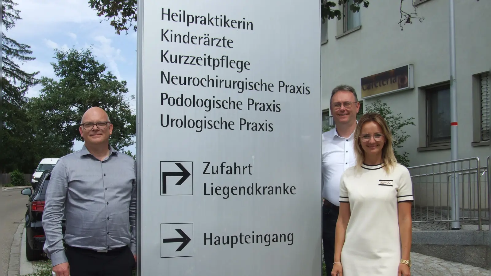 Stehen in den Startlöchern (von links): Wigbert Lehner, Vorsitzender des Evangelischen Vereins für Gemeindediakonie, sein Stellvertreter Herbert Lindörfer und Geschäftsführerin Irina Reim. (Foto: Jasmin Kiendl)