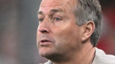 Leverkusens Kasper Hjulmand hofft trotz Pokal-Aus auf Bayerns Europa-Erfolg.  (Foto: Federico Gambarini/dpa)