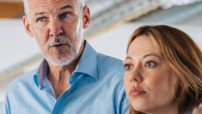 Konflikte am Arbeitsplatz drücken im ganzen Team die Stimmung. (Foto: Zacharie Scheurer/dpa-tmn)