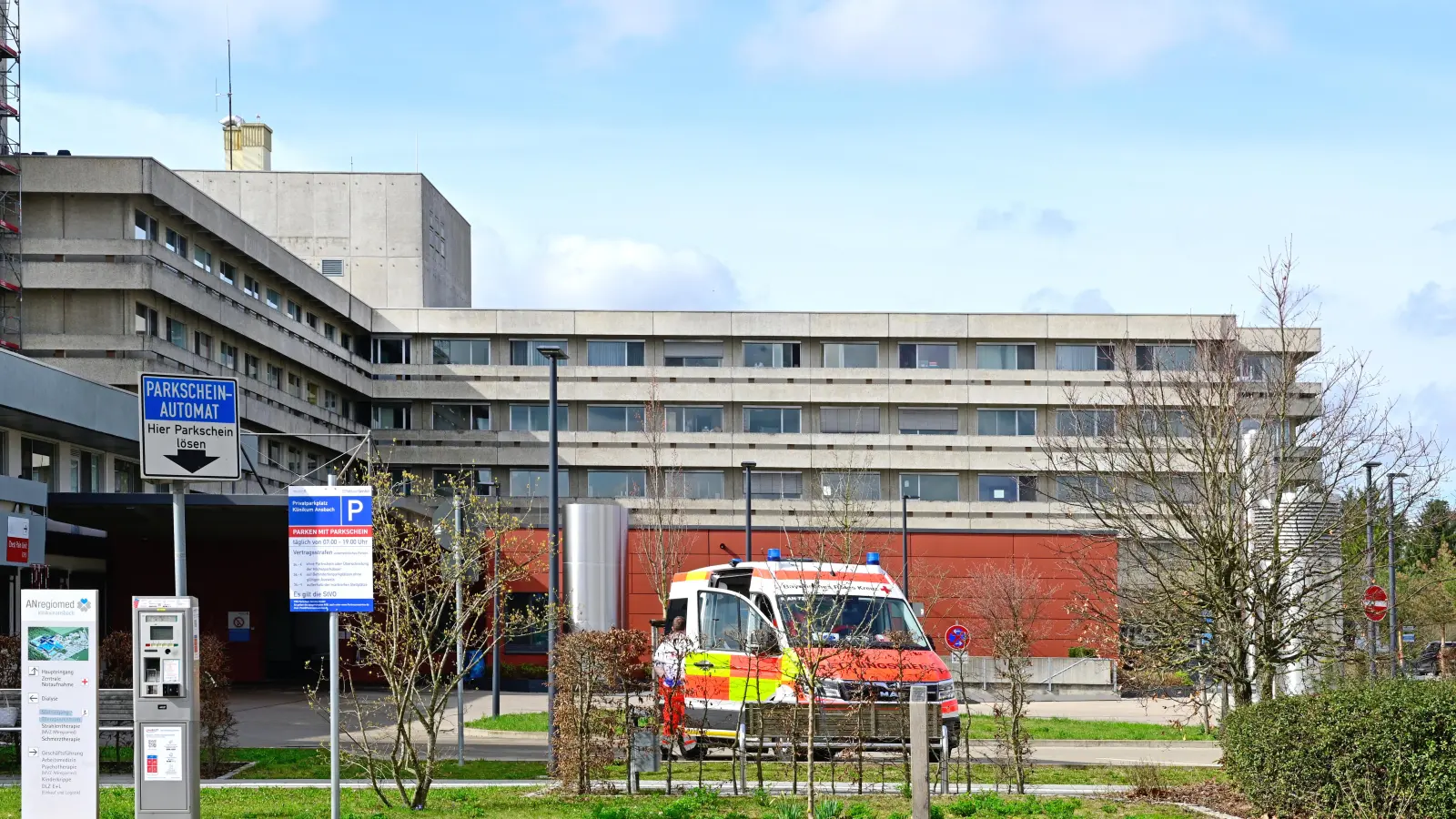 Es wird aktuell keine Zentralisierung der medizinischen Versorgung im Ansbacher Krankenhaus geben. Der Verwaltungsrat sucht weiter nach Lösungen, um auch Dinkelsbühl und Rothenburg erhalten zu können. (Foto: Alina Boger)