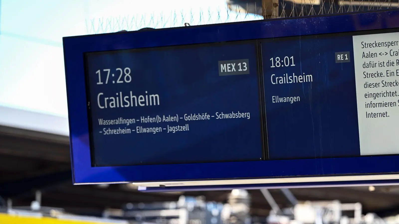 Wegen Schäden an Schienen war die Bahnstrecke zwischen Crailsheim und Aalen gesperrt. (Foto: Fotoreport-DB/onw-images/dpa)