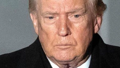 Der rassistische Beitrag auf seinem Account wird gelöscht - doch eine Entschuldigung hält Trump nicht für nötig.  (Foto: Jose Luis Magana/AP/dpa)