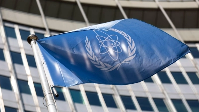 Die Internationale Atomenergiebehörde überwacht Atomanlagen. (Foto: Lisa Leutner/AP/dpa)