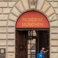 Der Preis wird am 23. Juli in der Münchner Residenz verliehen. (Archivbild) (Foto: Peter Kneffel/dpa)