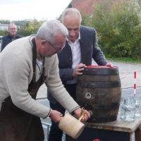 Erster Bürgermeister Peter Sendner wird den Bieranstich am Samstag vornehmen. (Foto: Martina Hinkelmann)