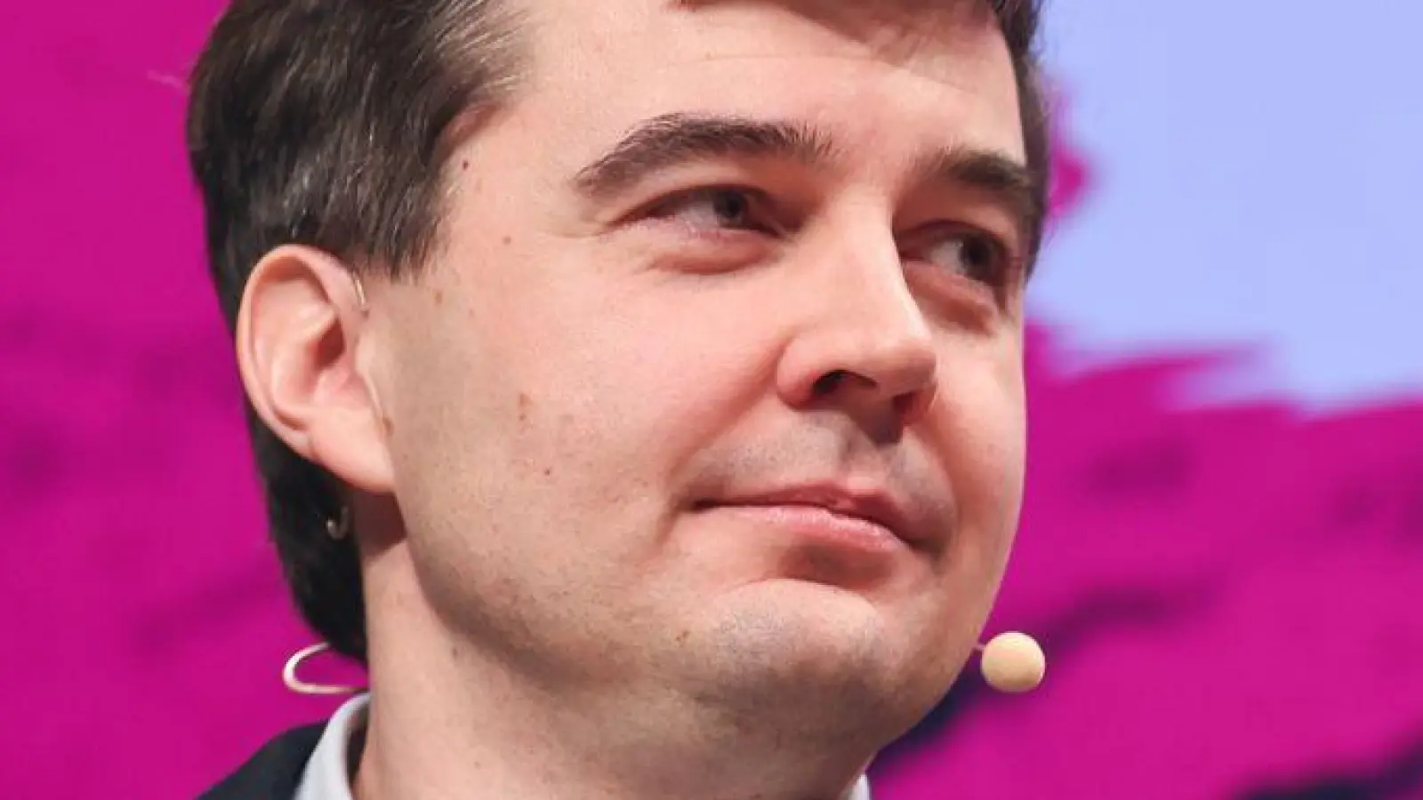 Die DFL um Geschäftsführer Steffen Merkel erzielt bei der Auslandsvermarktung gleichbleibende Einnahmen. (Foto: Christian Charisius/dpa)