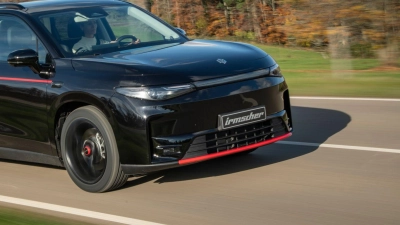 Leapmotor bringt den C10 als limitiertes Irmscher-Sondermodell auf den Markt: Die Kooperation markiert den Start einer neuen Designlinie für chinesische E-Autos auf dem europäischen Markt. (Foto: Hardy Mutschler/dpa-tmn)