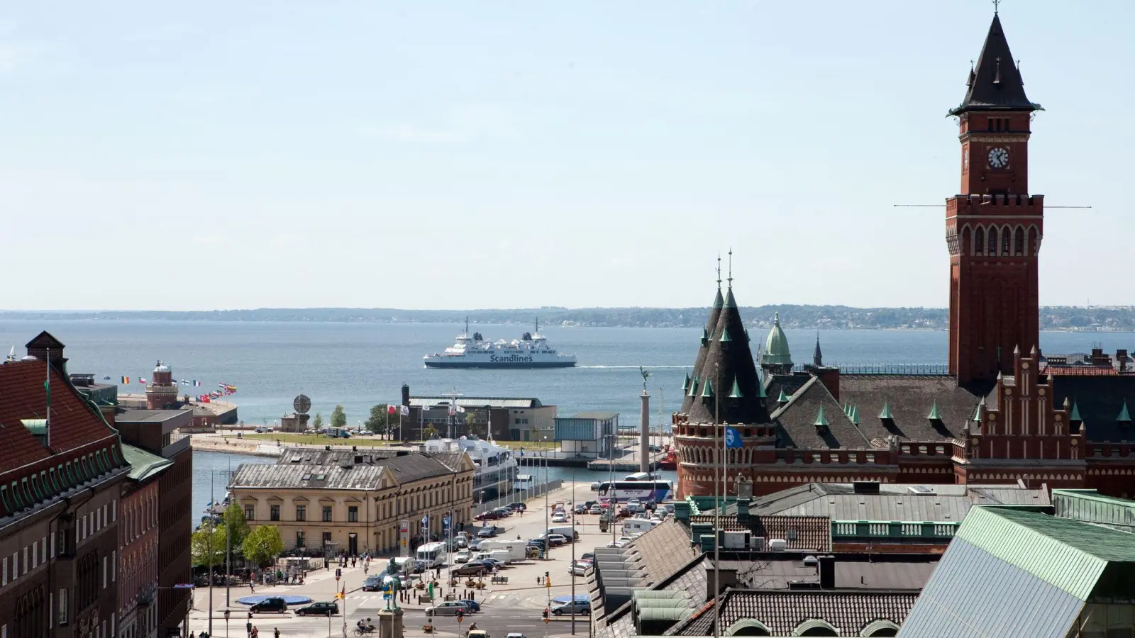 Blick auf den Hafen von Helsingborg, dem Einfallstor für Drogen nach Schweden. (Foto: Friso Gentsch/dpa)