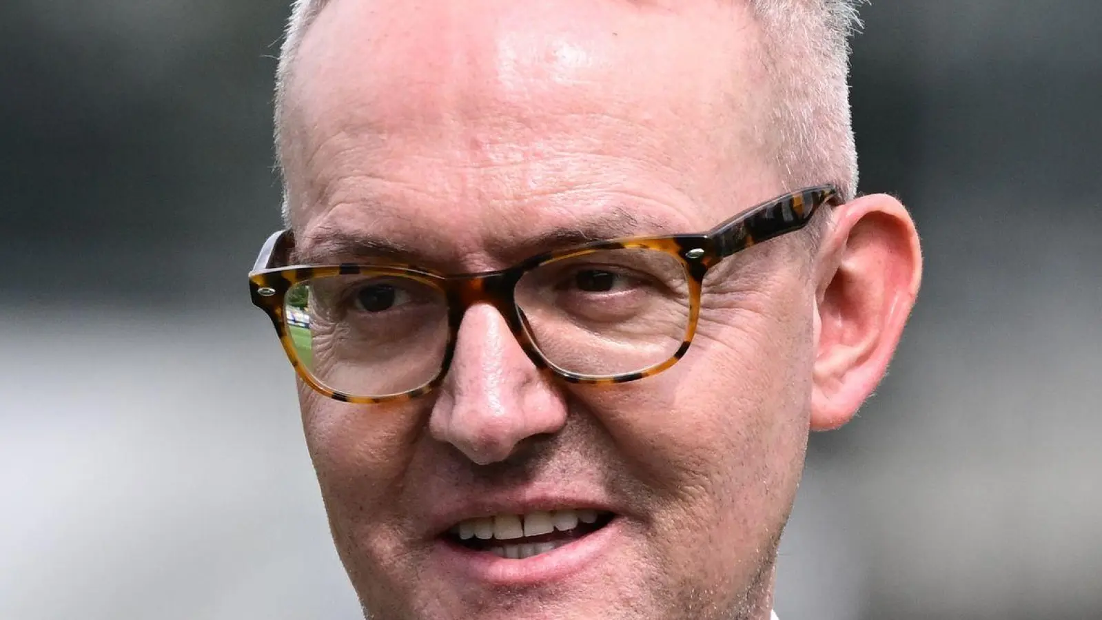 Alexander Wehrle und der VfB bleiben im Woltemade-Poker standhaft (Archivbild). (Foto: Bernd Weißbrod/dpa)