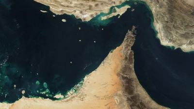 Der Persische Golf, die Straße von Hormus und der Golf von Oman in einer, von der NASA zur Verfügung gestellten, Satellitenaufnahme. (Foto: -/The Visible Earth/NASA/dpa)
