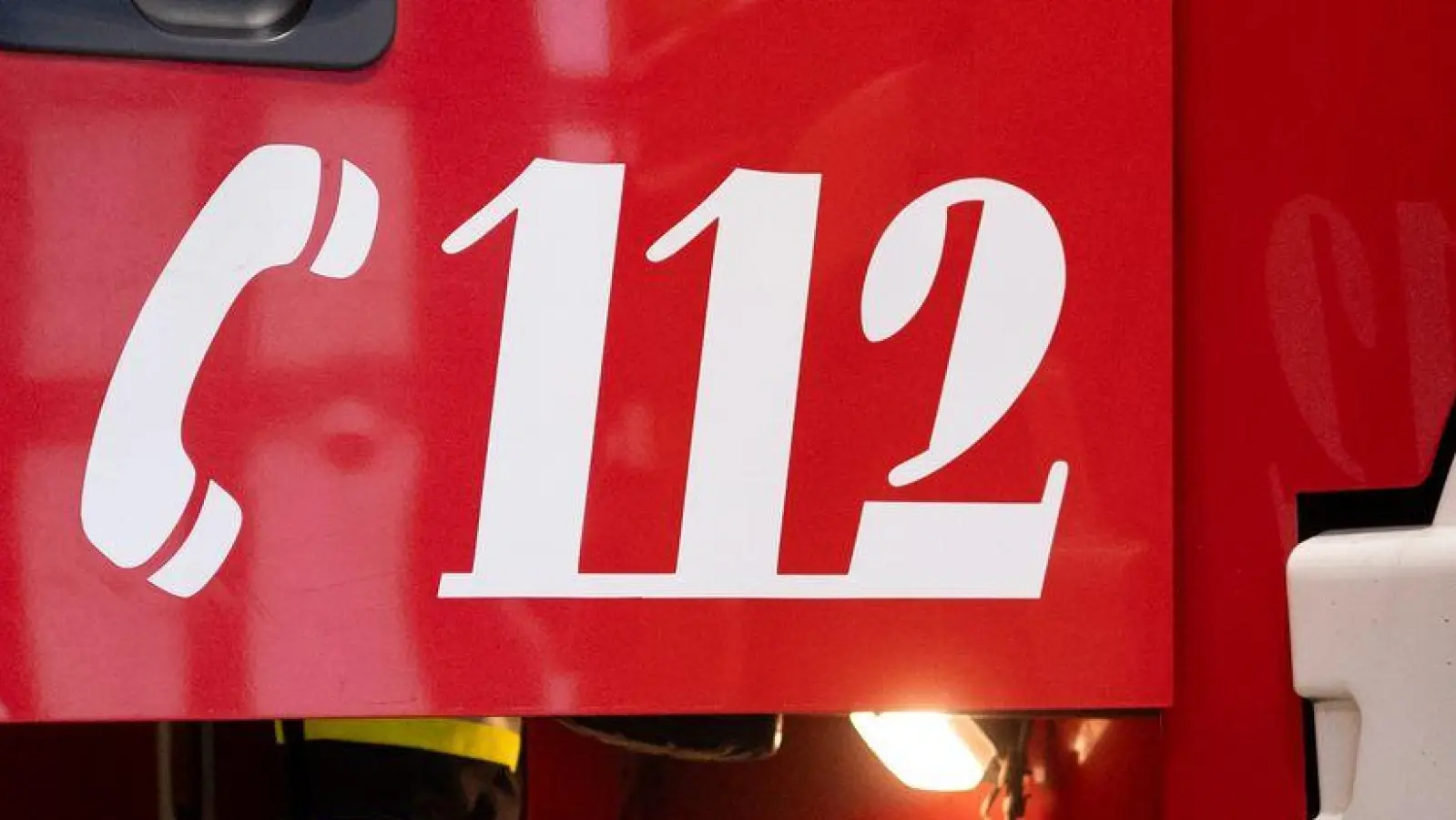 Die Feuerwehr ist zu dem Brand ausgerückt. (Symbolbild) (Foto: Niklas Treppner/dpa)