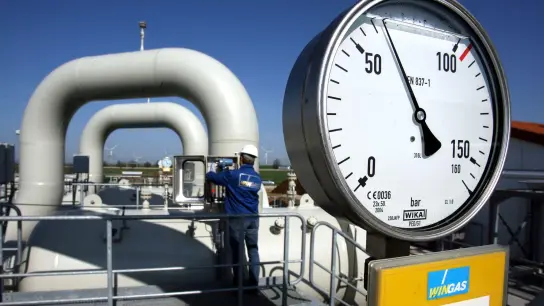 Unter den betroffenen zu Gazprom Germania gehörenden Unternehmen ist auch der Gashändler Wingas, der unter anderem Stadtwerke und Industriebetriebe beliefert. (Foto: Martin Schutt/dpa-Zentralbild/dpa)