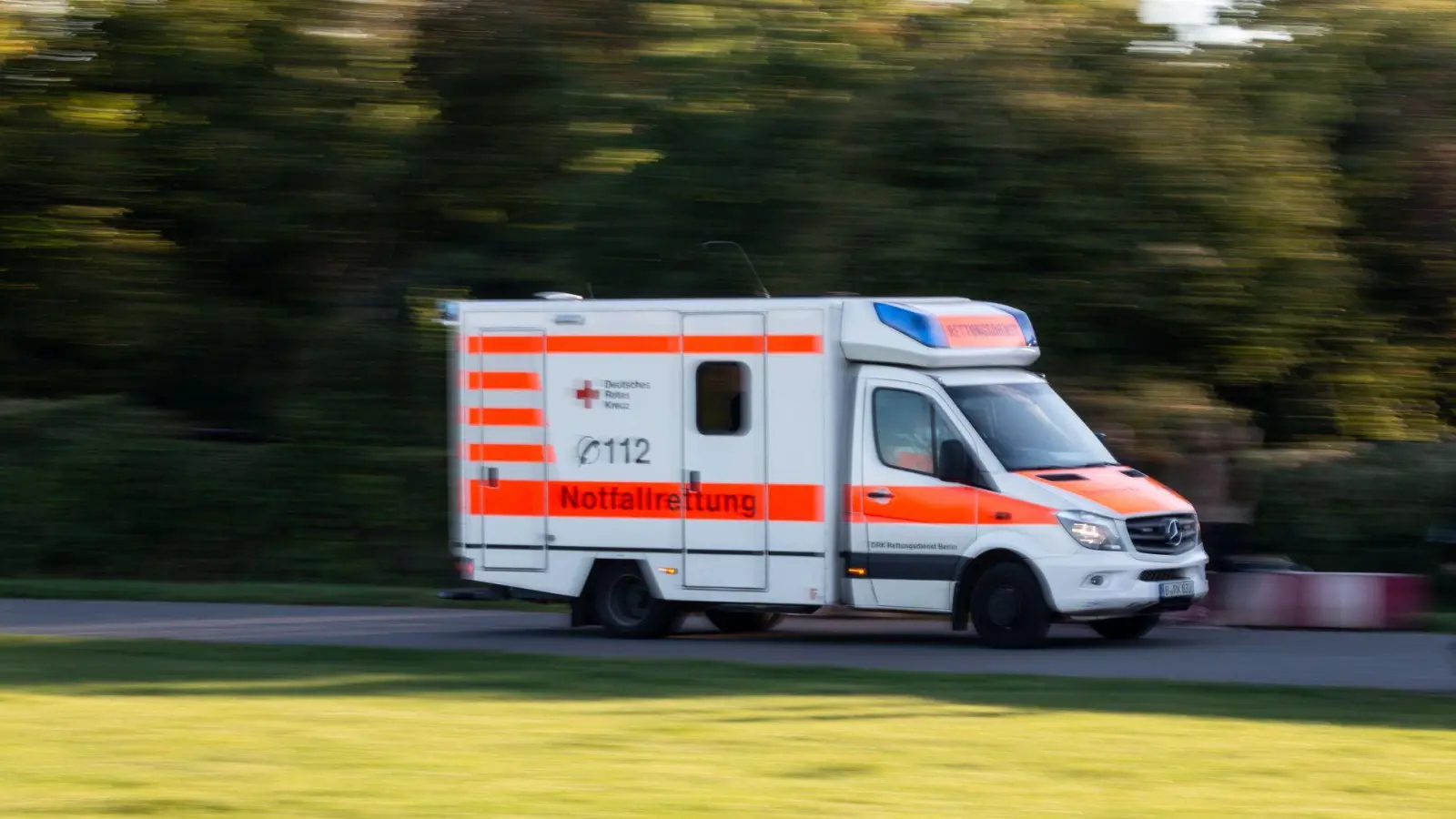 Der 92-Jährige war nach dem Unfall schwer verletzt ins Krankenhaus gebracht worden. (Symbolbild) (Foto: Fernando Gutierrez-Juarez/dpa-Zentralbild/dpa)
