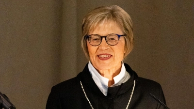 Regionalbischöfin Gisela Bornowski bei ihrem letzten Sommerempfang im Rothenburger Wildbad. (Foto: Evi Lemberger)