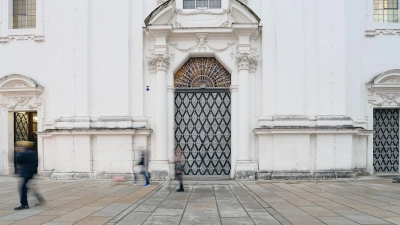 In Passau wird die Missbrauchsstudie vorgestellt. (Symbolbild) (Foto: Tobias C. Köhler/dpa)