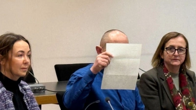 Ein 47-Jähriger soll vor allem ältere Menschen in Krankenhäusern in Baden-Württemberg, Bayern und Nordrhein-Westfalen bestohlen haben – mit deren Bankkarten hob er Tausende Euro ab. (Foto: Stefanie Järkel/dpa)