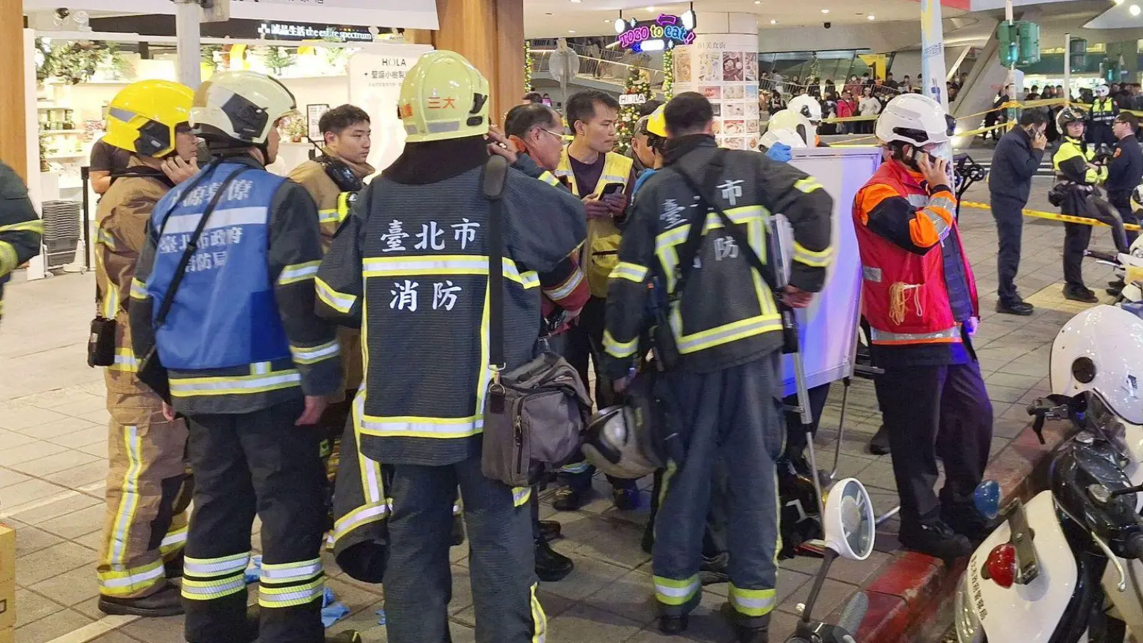 Mitten in Taipeh hat ein Mann mit Rauchgranaten und einem Messer Menschen angegriffen. (Foto: Uncredited/kyodo/dpa)