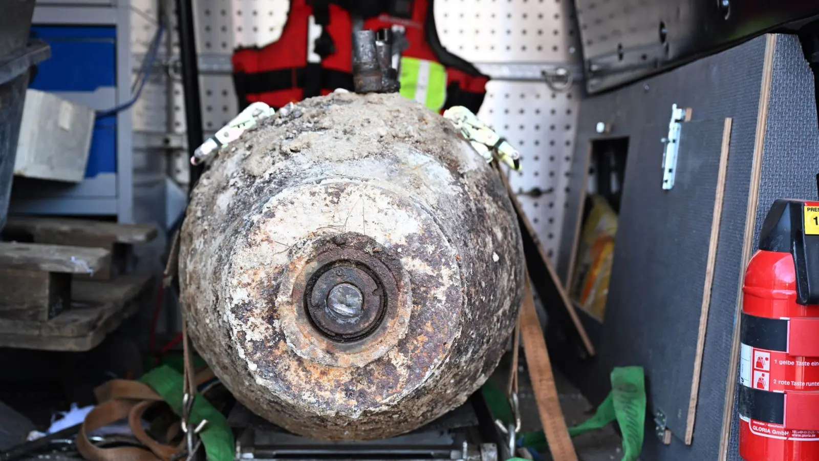 Die Bombe wurde erfolgreich entschärft.  (Foto: Felix Hörhager/dpa)