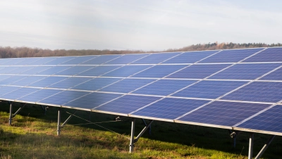 Die meisten Unterntiefer Bürgerinnen und Bürger wollen keine Solarplatten direkt vor ihrer Haustür. Das machten sie bei einer Versammlung im Rathaus deutlich. (Foto: Evi Lemberger)