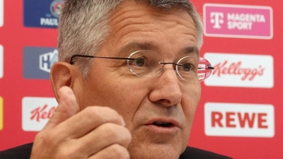 Bayern Münchens Vereinspräsident Herbert Hainer wurde als Aufsichtsratschef bestätigt. (Foto: Sabina Crisan/dpa)