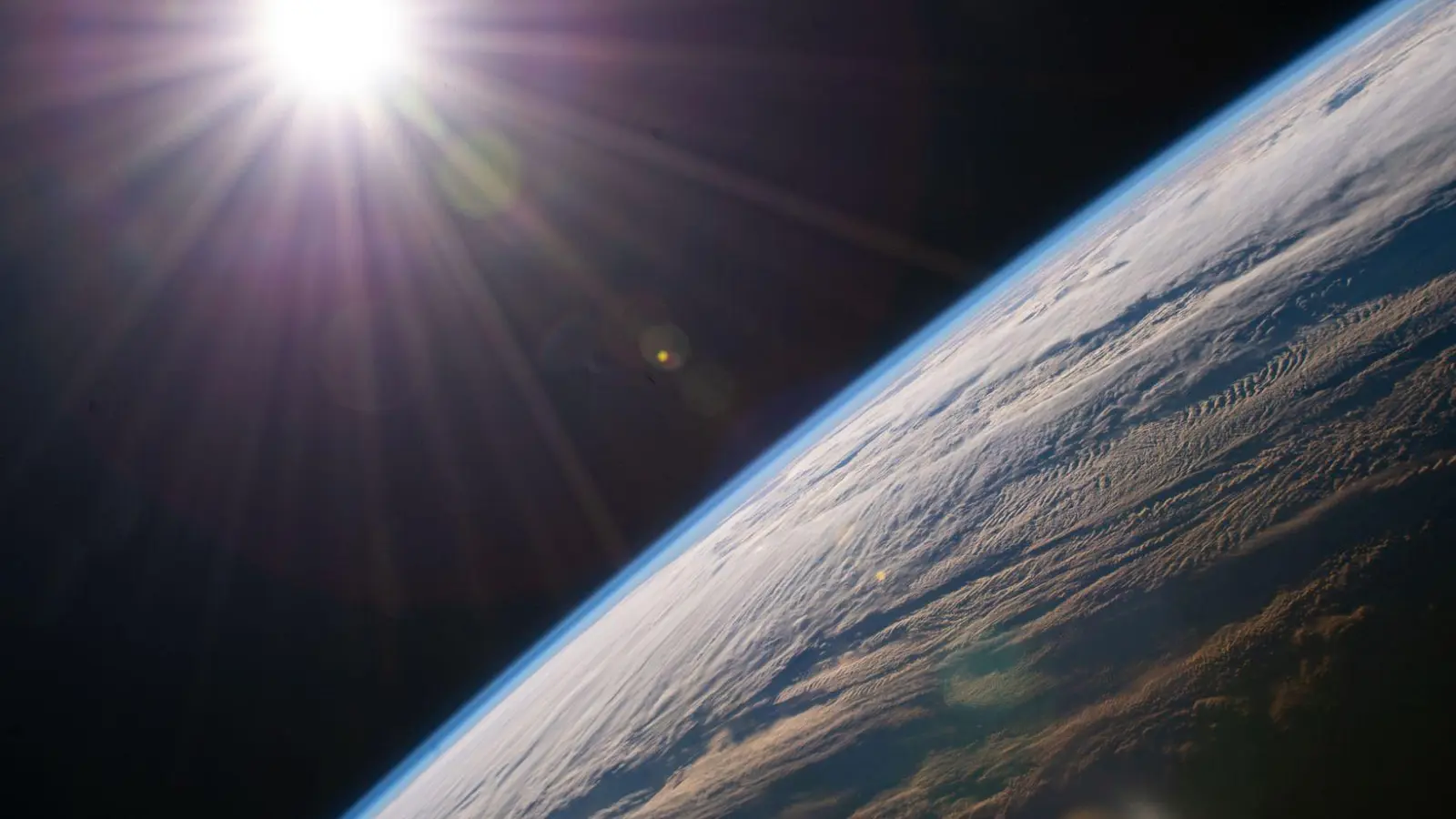 Auf der Internationalen Raumstation hat es einen Zwischenfall gegeben. (Archivbild) (Foto: -/NASA/dpa)