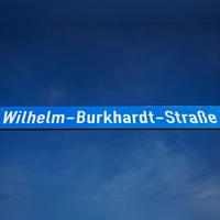 Die mittelfränkische Marktgemeinde Allersberg muss die bisherge Wilhelm-Burkhardt-Straße umbenennen - der Namensgeber war ein Nationalsozialist. (Archivbild) (Foto: Daniel Karmann/dpa)