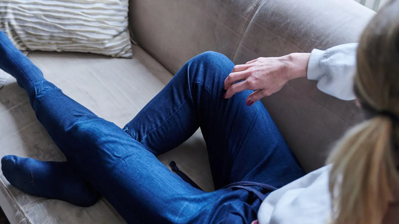 Die Zahl der Alleinlebenden ist binnen 20 Jahren um 22 Prozent gestiegen. (Symbolbild) (Foto: Annette Riedl/dpa)