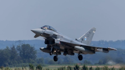 Für die Übungsflüge von Eurofightern gibt es klare Vorgaben der Bundeswehr. (Archivbild: Rolf Vennenbernd/dpa)