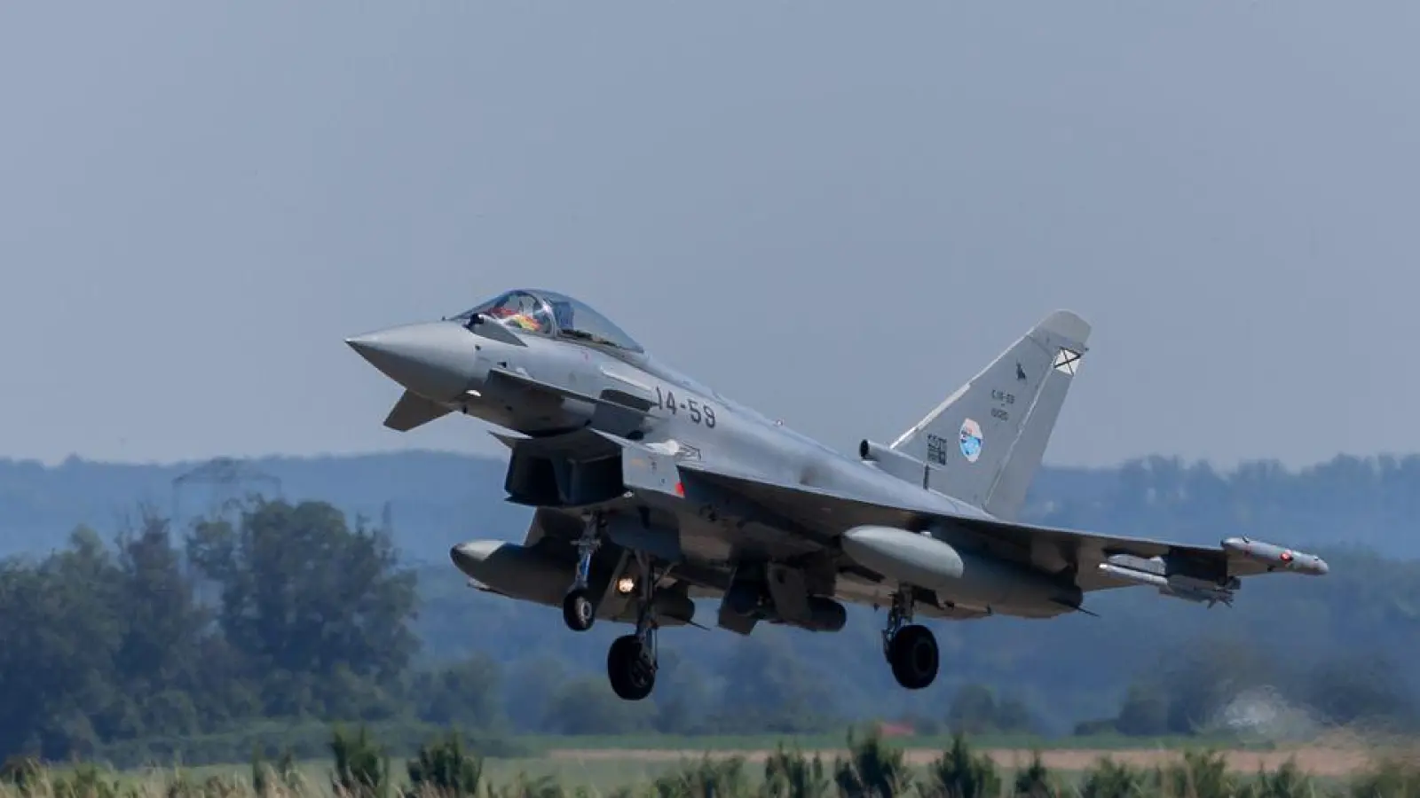 Für die Übungsflüge von Eurofightern gibt es klare Vorgaben der Bundeswehr. (Archivbild: Rolf Vennenbernd/dpa)