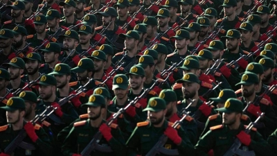 Irans Revolutionsgarden drohen mit weiteren Vergeltungsschlägen. (Archivbild) (Foto: Vahid Salemi/AP/dpa)