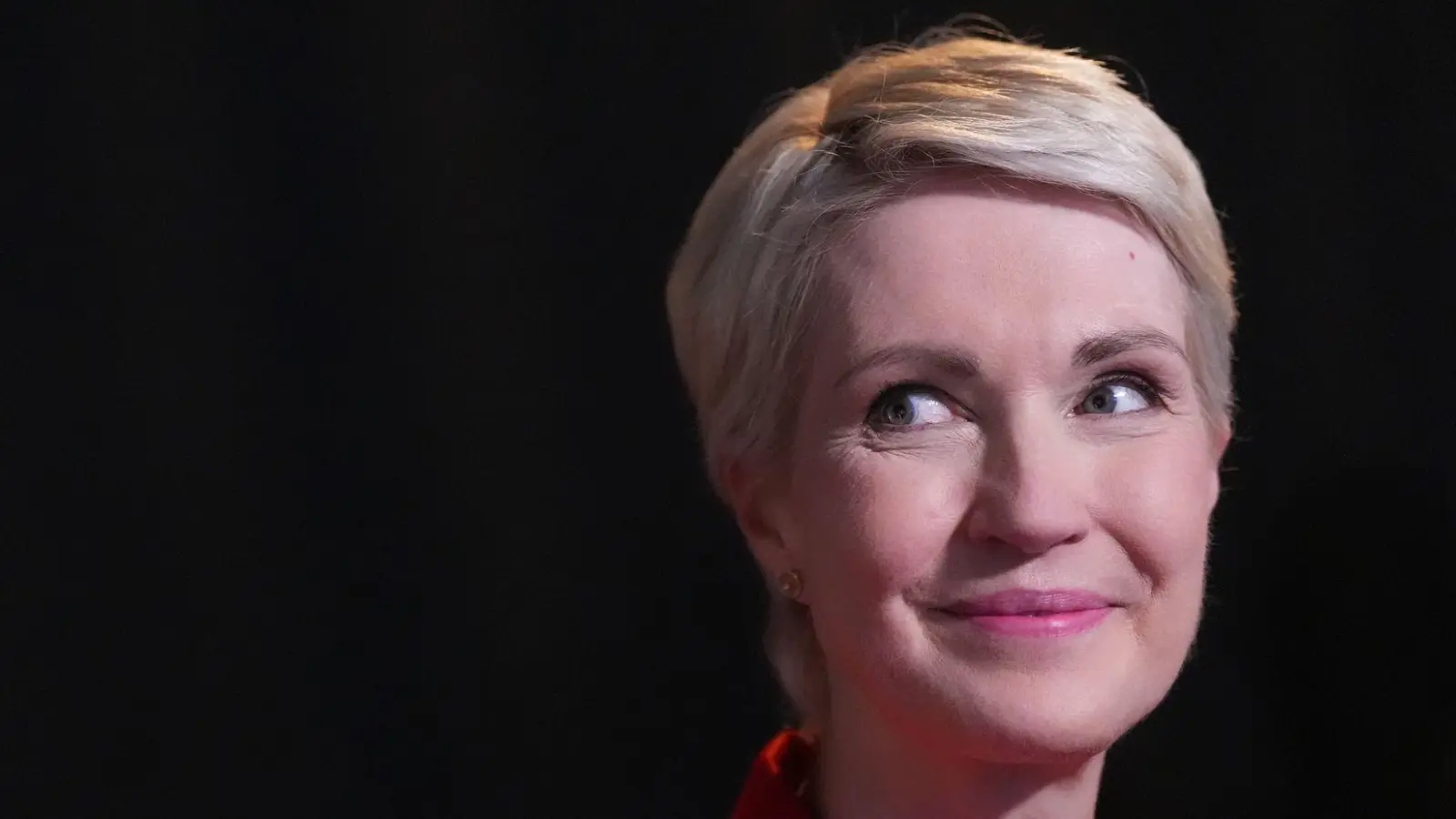 Schwesig könnte wohl weiterregieren, braucht aber zwei Partner.  (Foto: Marcus Brandt/dpa Pool/dpa)