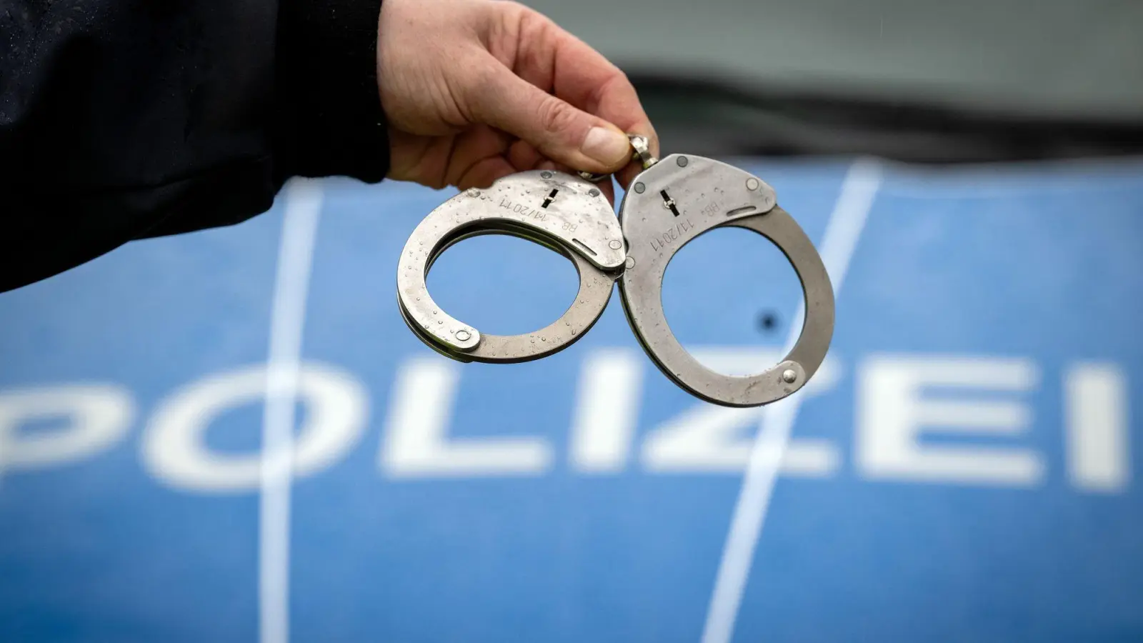 Der Jugendliche wurde einem Ermittlungsrichter vorgeführt. (Symbolbild) (Foto: Soeren Stache/dpa)