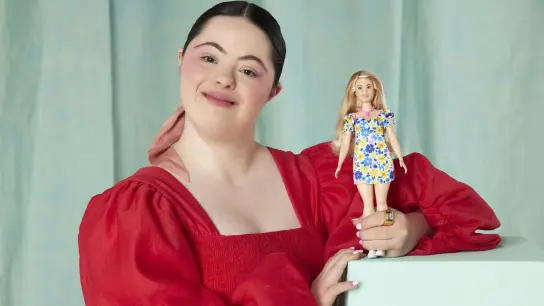 Mattel hat eine „Barbie“-Puppe mit Down-Syndrom kreiert. (Foto: Catherine Harbour/Mattel/PA Media/dpa)