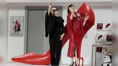 Meryl Streep und Anne Hathaway stellten den Film unter anderem auch in Seoul vor. (Archivbild) (Foto: Ahn Young-joon/AP/dpa)