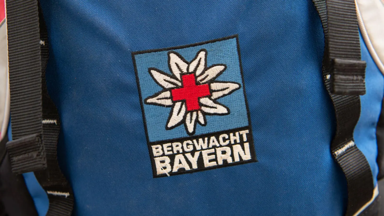 Polizei und Bergwacht haben die Frau nur noch tot bergen können. (Symbolbild) (Foto: Sven Hoppe/dpa)