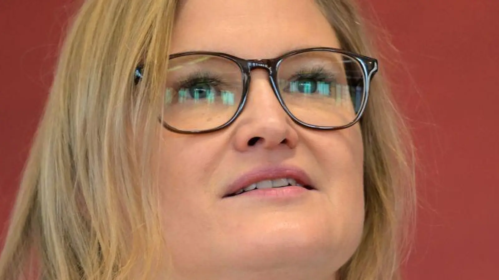 Katrin Ebner-Steiner wurde als Fraktionsvorsitzende der AfD im bayerischen Landtag bestätigt, muss sich das Amt aber künftig teilen. (Archivbild) (Foto: Malin Wunderlich/dpa)
