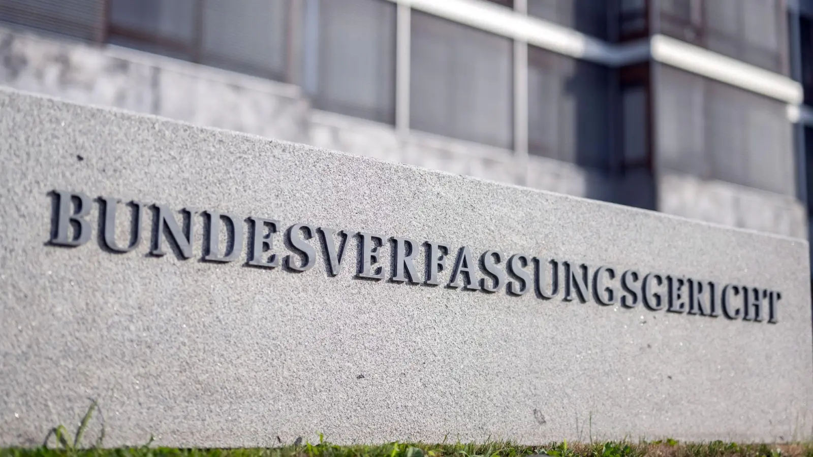 Das Gericht hat den Antrag eines Grünen-Abgeordneten geprüft.  (Foto: Uli Deck/dpa)