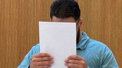 Der Angeklagte bedankte sich in seinem letzten Wort nur beim Gericht - richtete aber kein Wort an die Opfer. (Foto: Elke Richter/dpa)
