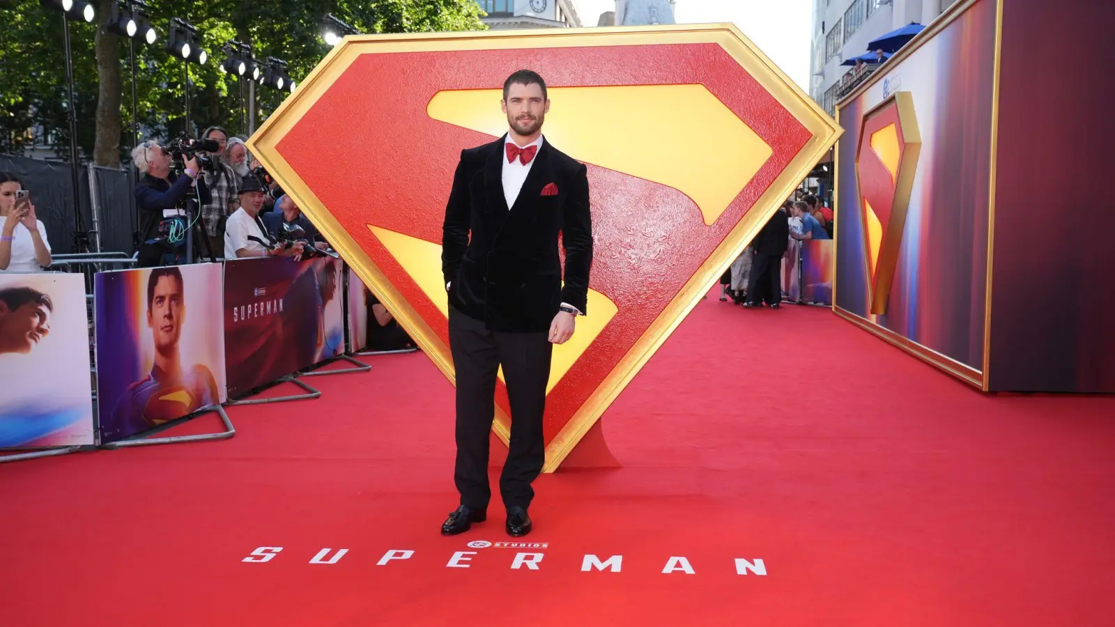 David Corenswet nimmt an einer „Superman“-Fan-Veranstaltung im Cineworld Leicester Square teil. (Foto: Lucy North/PA Wire/dpa)