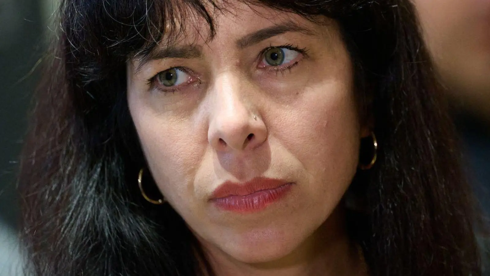 Wird Elif Eralp ins Rote Rathaus ziehen? Für die Linke gibt es noch einige Hürden.  (Foto: Sebastian Gollnow/dpa)