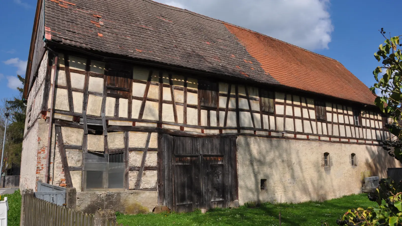 Leutershausen Die Regierung lehnt den Scheunenabbruch ab FLZ.de