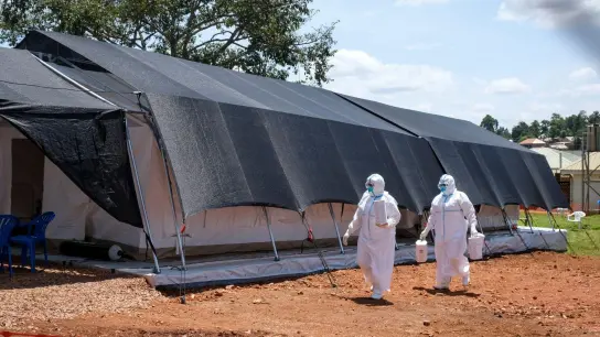 Die abgelegene ugandische Gemeinde Mubende ist mit ihrem ersten Ebola-Ausbruch konfrontiert. (Foto: Hajarah Nalwadda/AP/dpa)