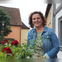 Sie ist froh, wenn die Doppelbelastung ein Ende findet: Seit Anfang Mai geht Diana Fichtner ihrem Beruf als Fachlehrerin nach und führt die Geschäfte der Stadt Ornbau. (Foto: Robert Maurer)