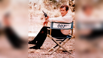 Roger Moore bei den Dreharbeiten zum Film „James Bond 007 - Leben und sterben lassen”. (Foto: AP/dpa)
