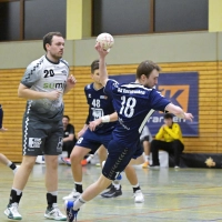 Daniel Stützer (am Ball, hier im Spiel gegen Lauf/Heroldsberg) erzielte das letzte Tor für Kernfranken in Nürnberg. (Foto: Martin Rügner)