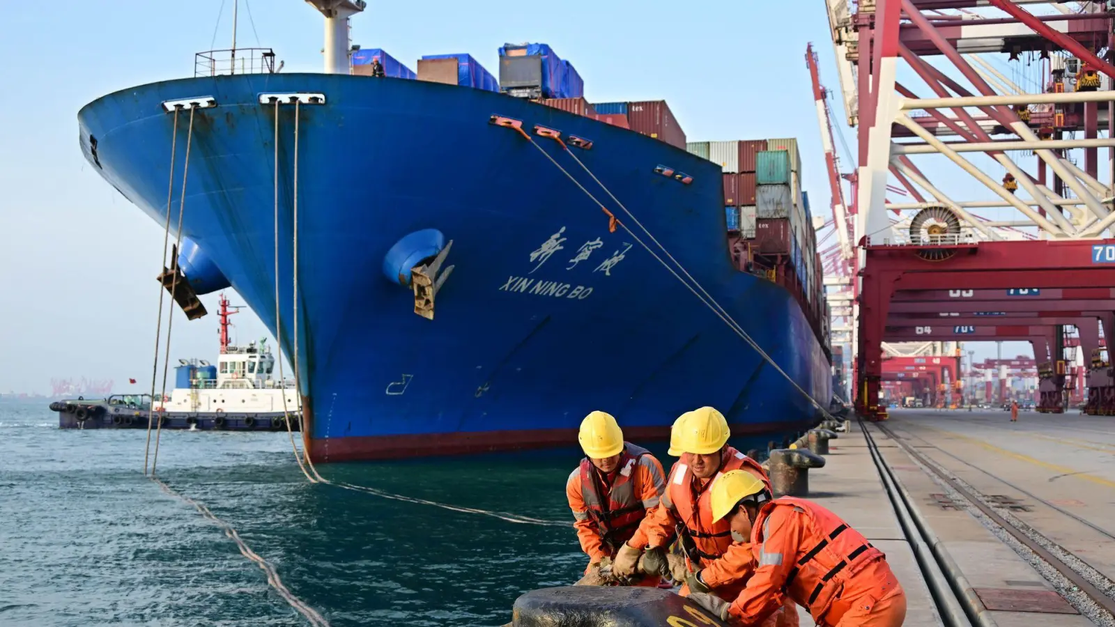 Chinas Exporte konnten zuletzt trotz Unsicherheiten im Welthandel wachsen. (Archivbild)   (Foto: ---/XinHua/dpa)